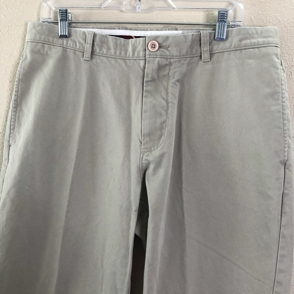 J. Crew Essential Chino Regular Fit  34 w x 30 L - Picture 4 of 7